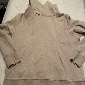 Lululemon scuba pullover